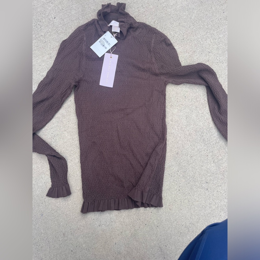 Rachel parcell.  NWT Size small, brown smocked mock neck
